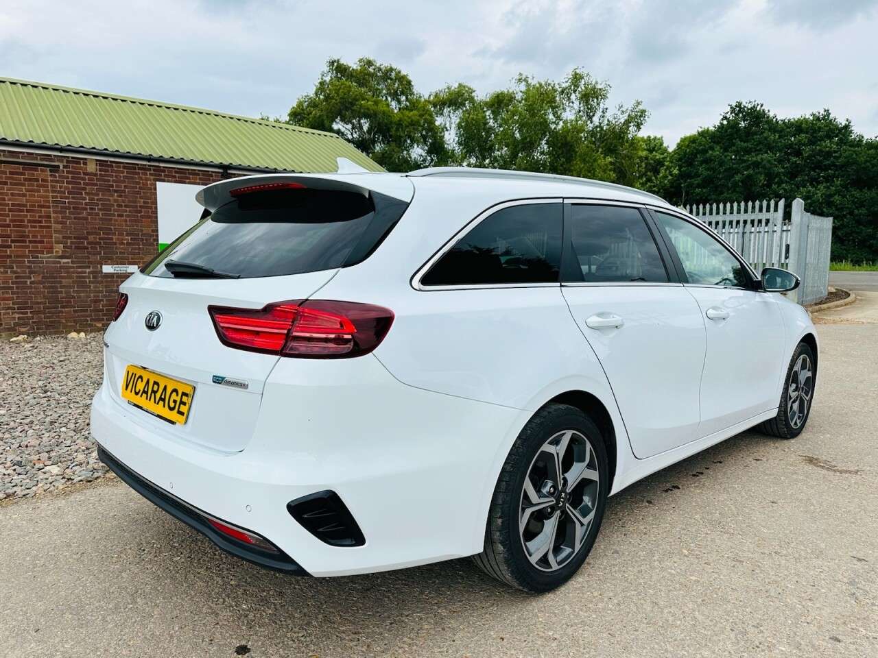 2021 KIA CEED 2021 KIA CEED