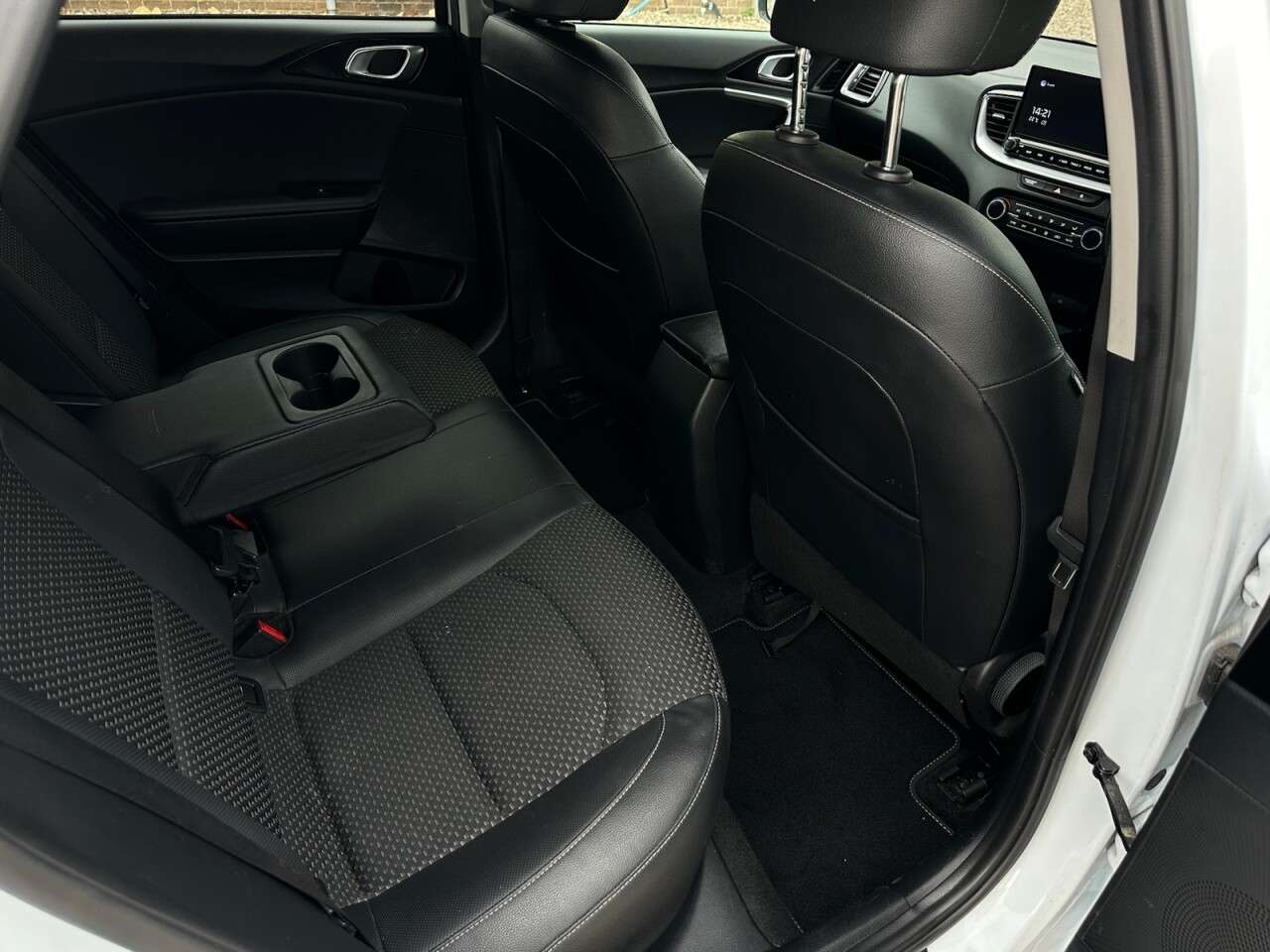 2021 KIA CEED 2021 KIA CEED