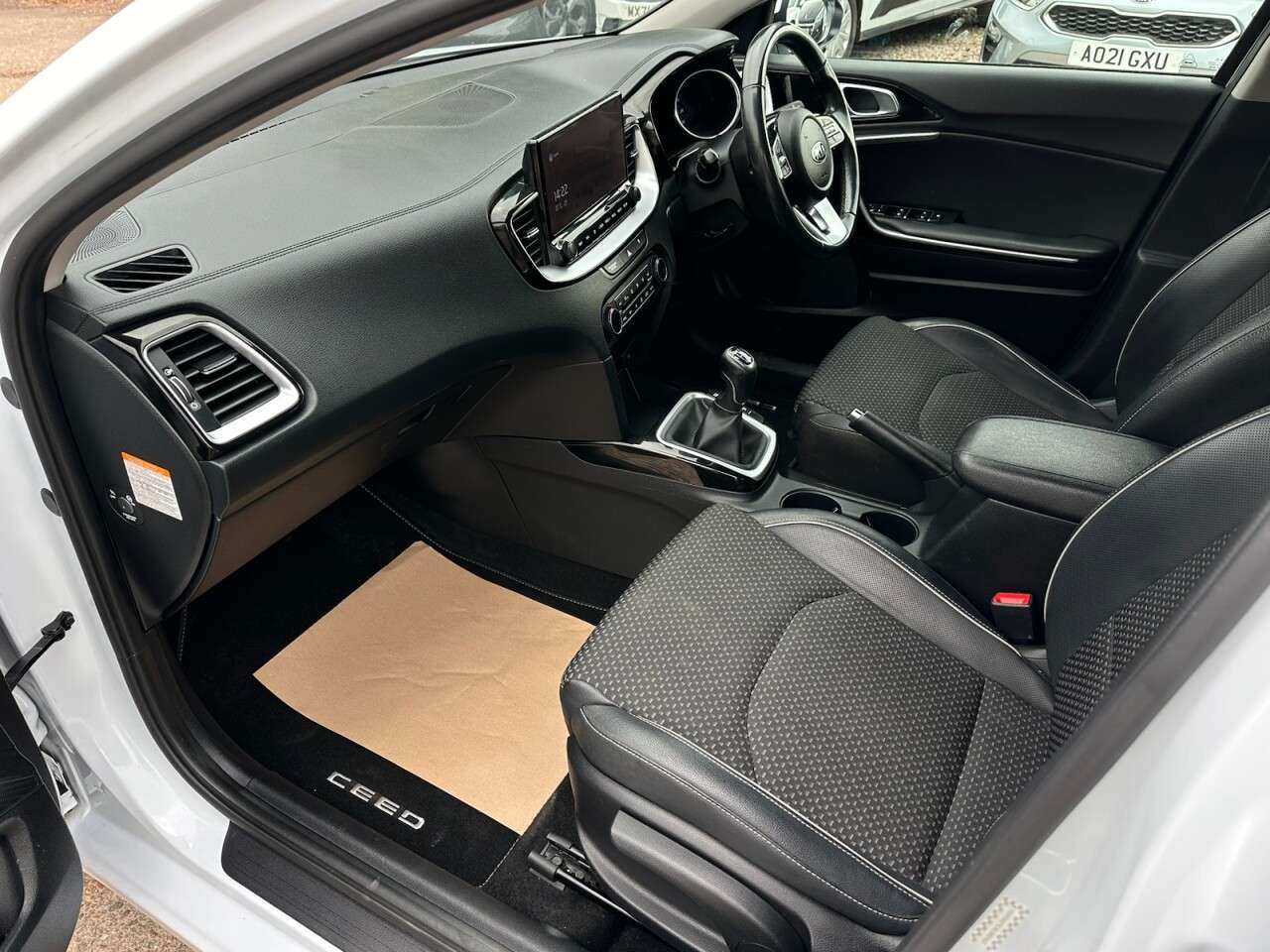 2021 KIA CEED 2021 KIA CEED