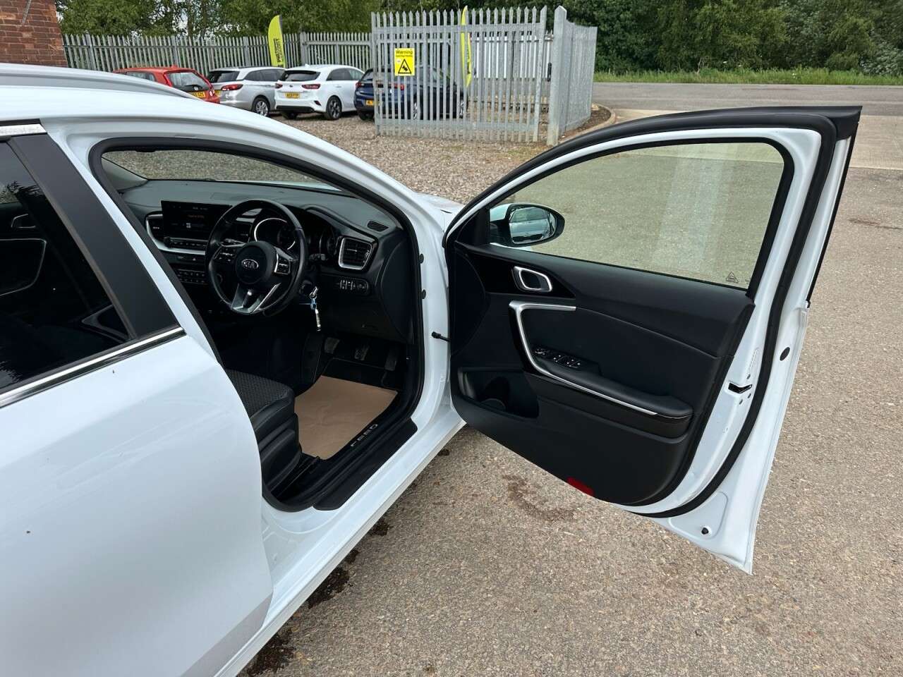 2021 KIA CEED 2021 KIA CEED