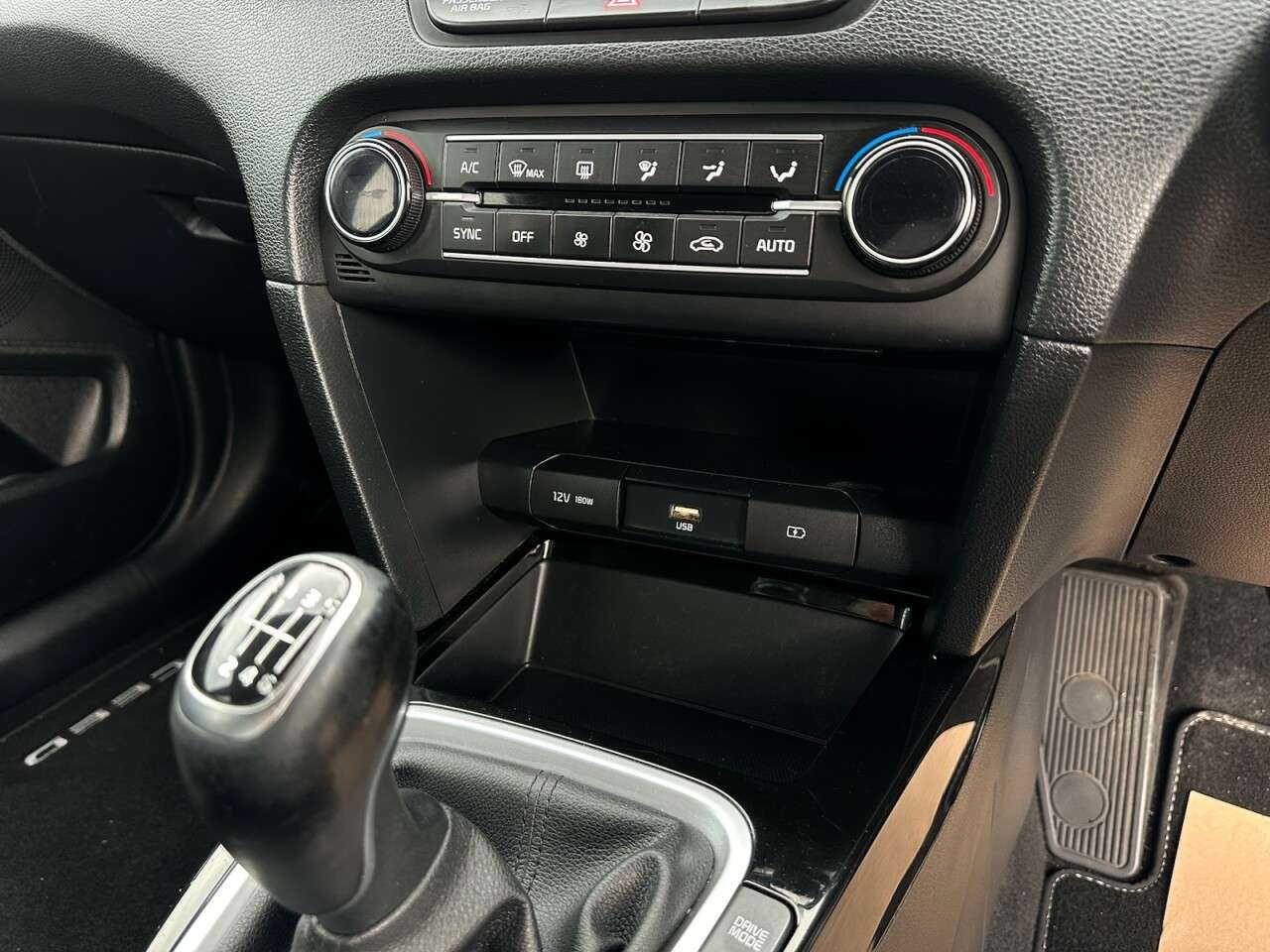 2021 KIA CEED 2021 KIA CEED