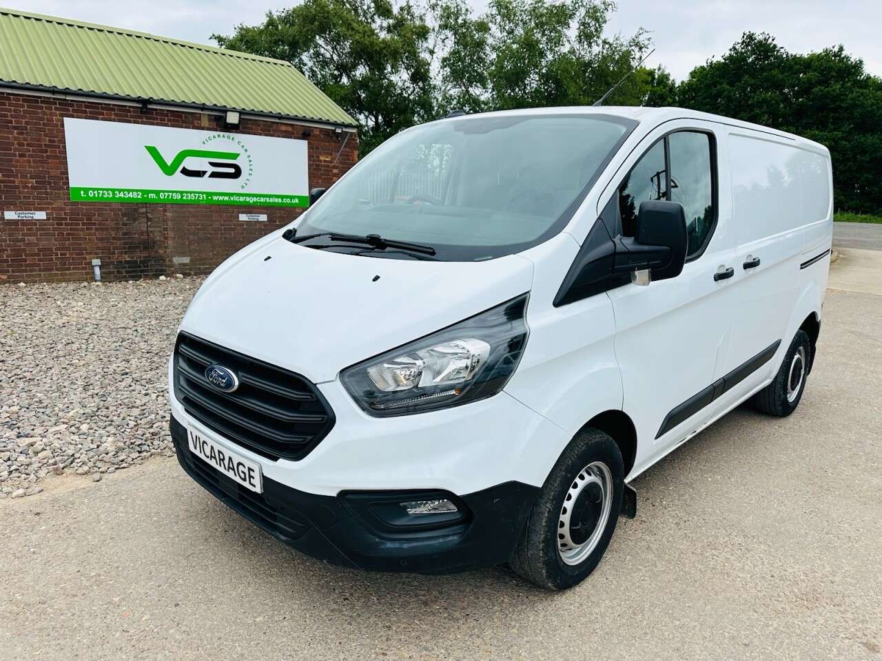 A 2021 FORD TRANSIT CUSTOM 2.0 300 EcoBlue Leader Panel Van 5dr Diesel Manual L1 H1 Euro 6 (s/s) (105 A 2021 FORD TRANSIT CUSTOM 2.0 300 EcoBlue Leader Panel Van 5dr Diesel Manual L1 H1 Euro 6 (s/s) (105