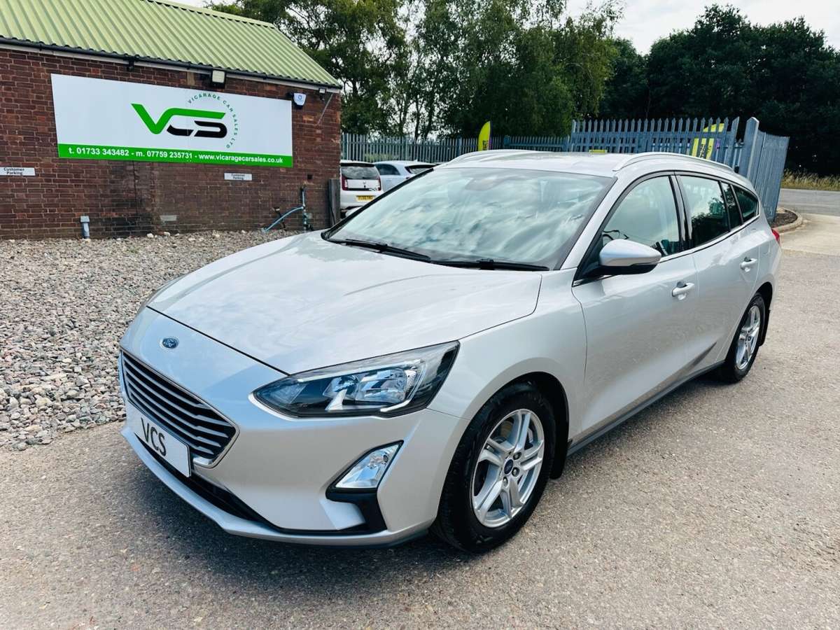 Check out this Ford Focus 2021 Petrol Manual