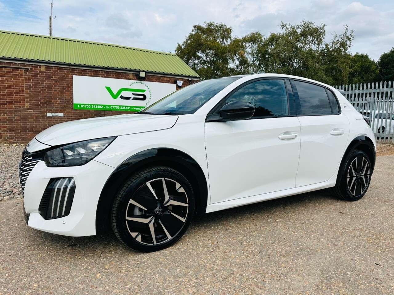 2025 PEUGEOT 208 2025 PEUGEOT 208