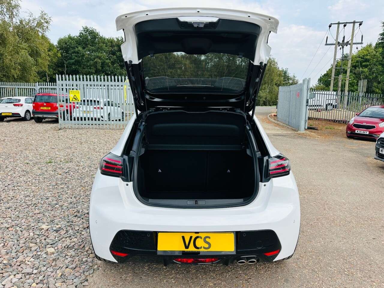 2025 PEUGEOT 208 2025 PEUGEOT 208