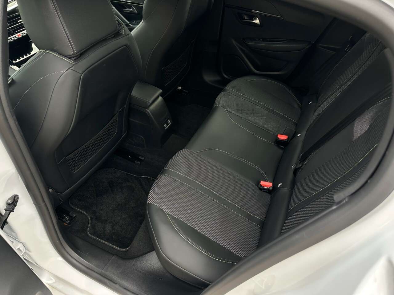 2025 PEUGEOT 208 2025 PEUGEOT 208