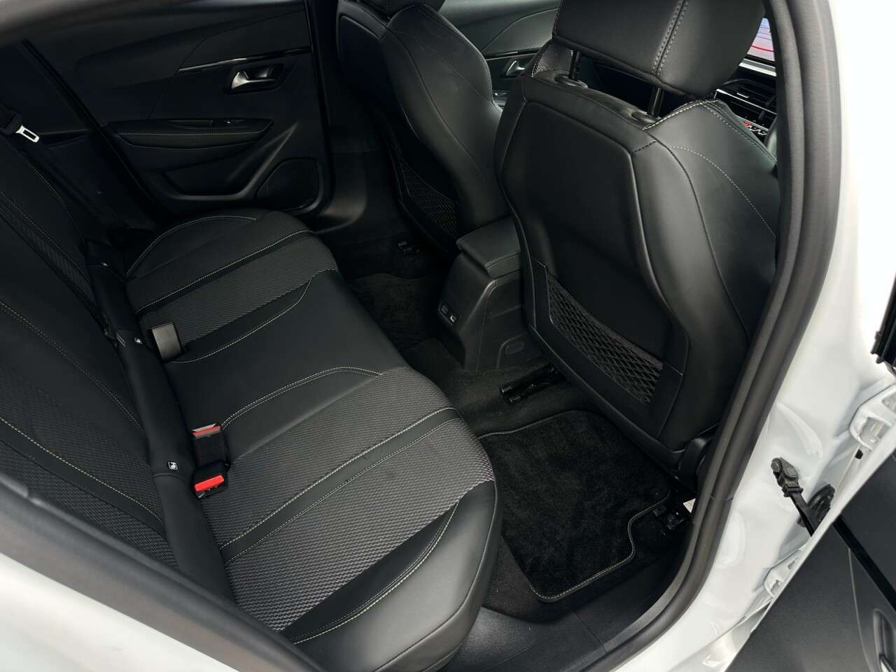 2025 PEUGEOT 208 2025 PEUGEOT 208