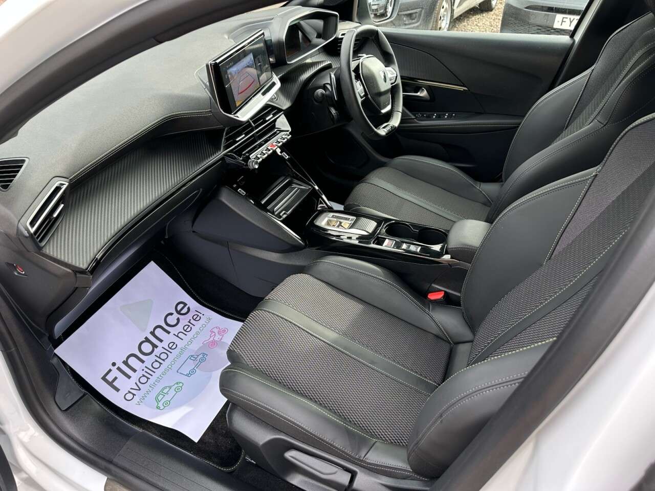 2025 PEUGEOT 208 2025 PEUGEOT 208