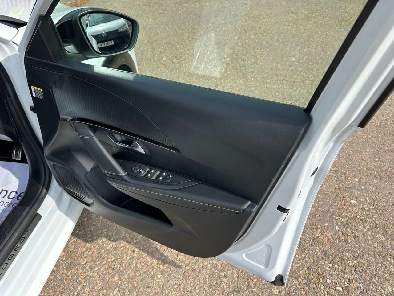 2025 PEUGEOT 208 2025 PEUGEOT 208