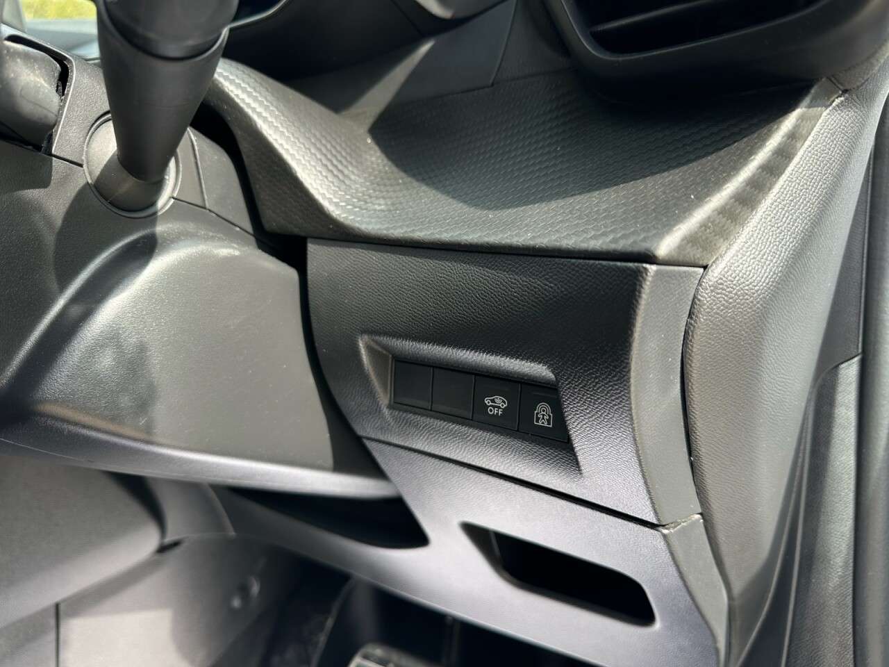 2025 PEUGEOT 208 2025 PEUGEOT 208