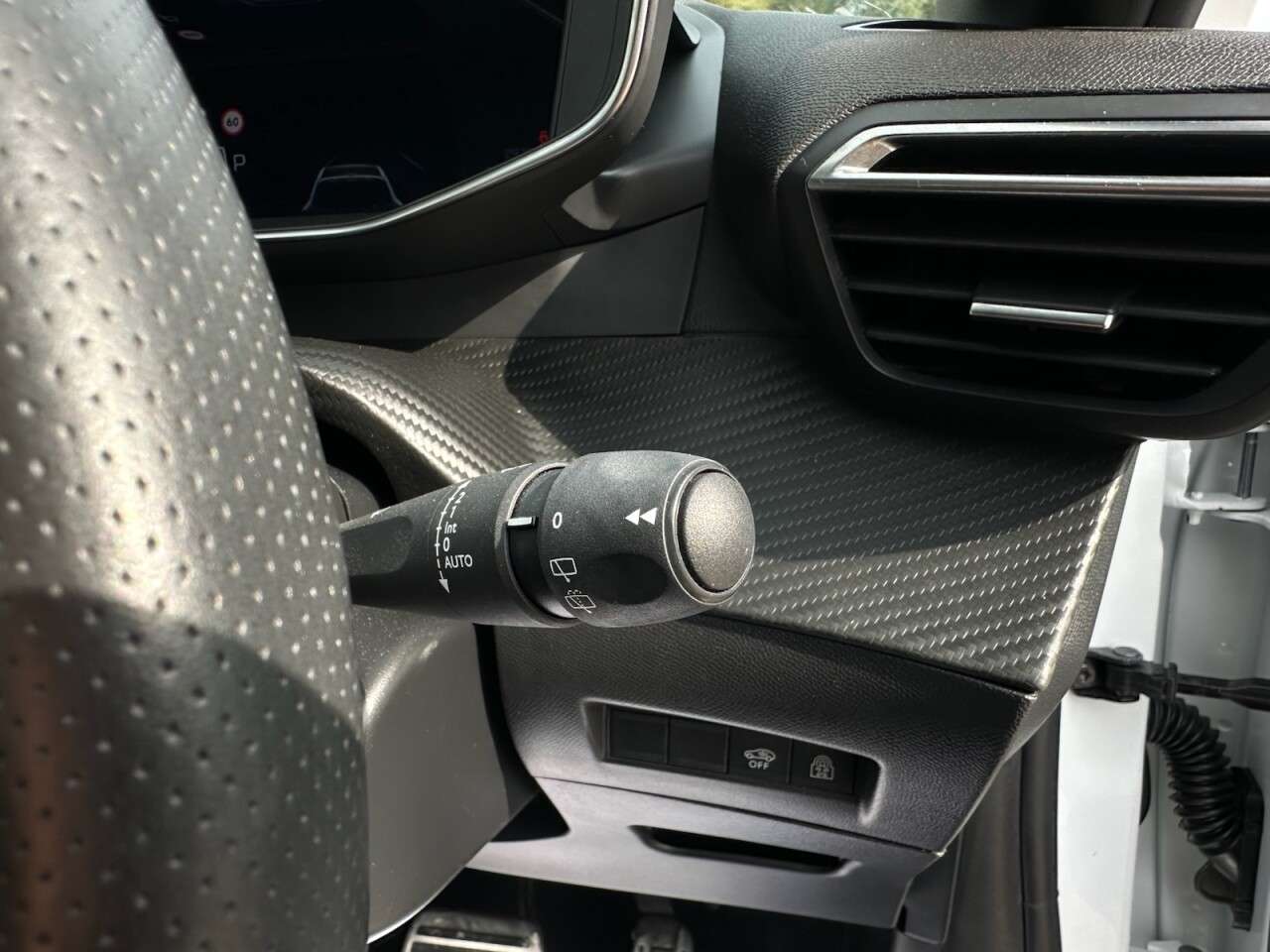 2025 PEUGEOT 208 2025 PEUGEOT 208