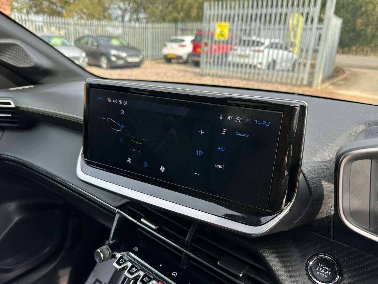 2025 PEUGEOT 208 2025 PEUGEOT 208