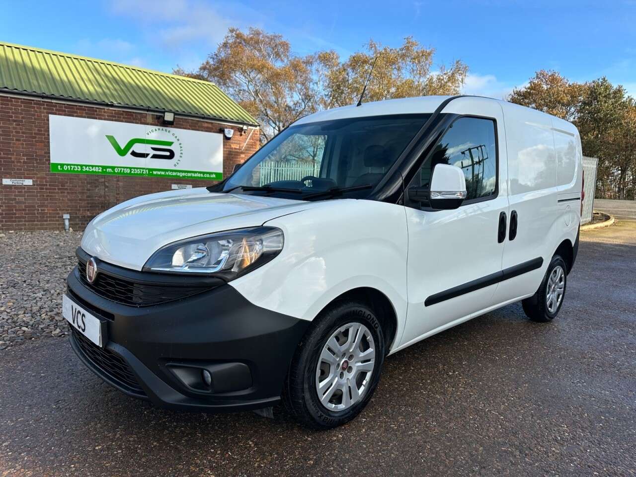 A 2023 FIAT DOBLO 1.6 MultijetII Tecnico Panel Van 4dr Diesel Manual L1 H1 Euro 6 (s/s) (90 b A 2023 FIAT DOBLO 1.6 MultijetII Tecnico Panel Van 4dr Diesel Manual L1 H1 Euro 6 (s/s) (90 b