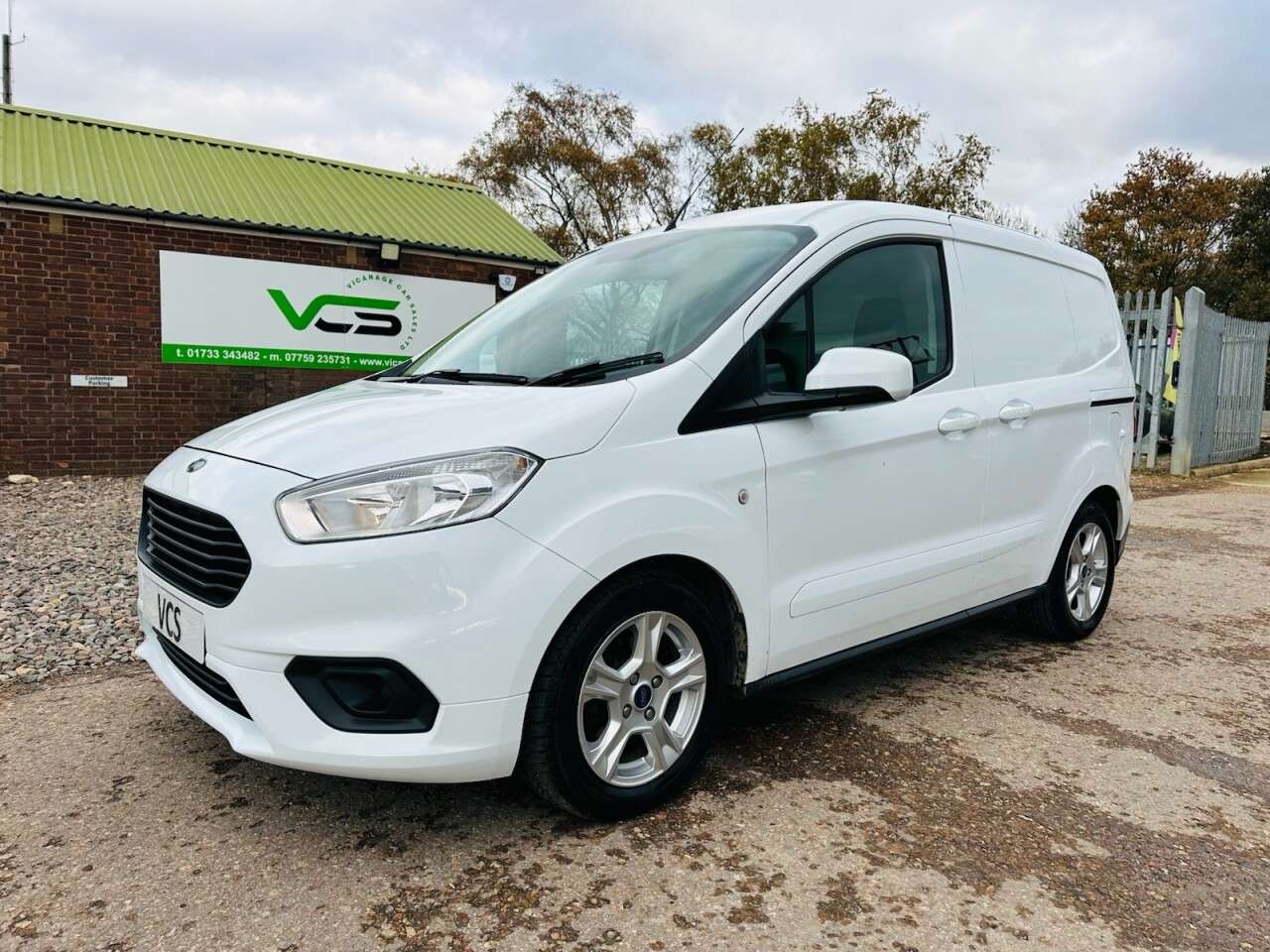 2021 FORD TRANSIT COURIER 2021 FORD TRANSIT COURIER