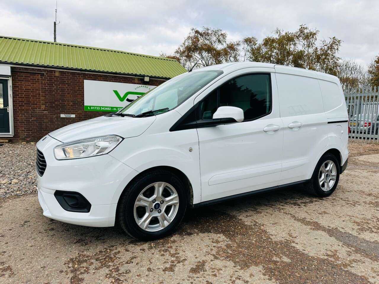 2021 FORD TRANSIT COURIER 2021 FORD TRANSIT COURIER