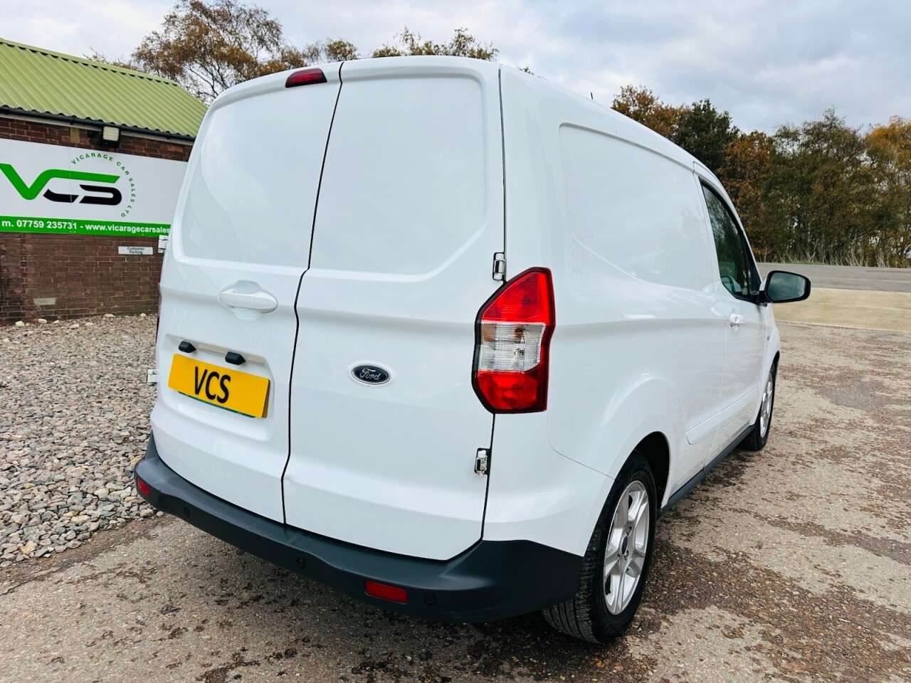 2021 FORD TRANSIT COURIER 2021 FORD TRANSIT COURIER