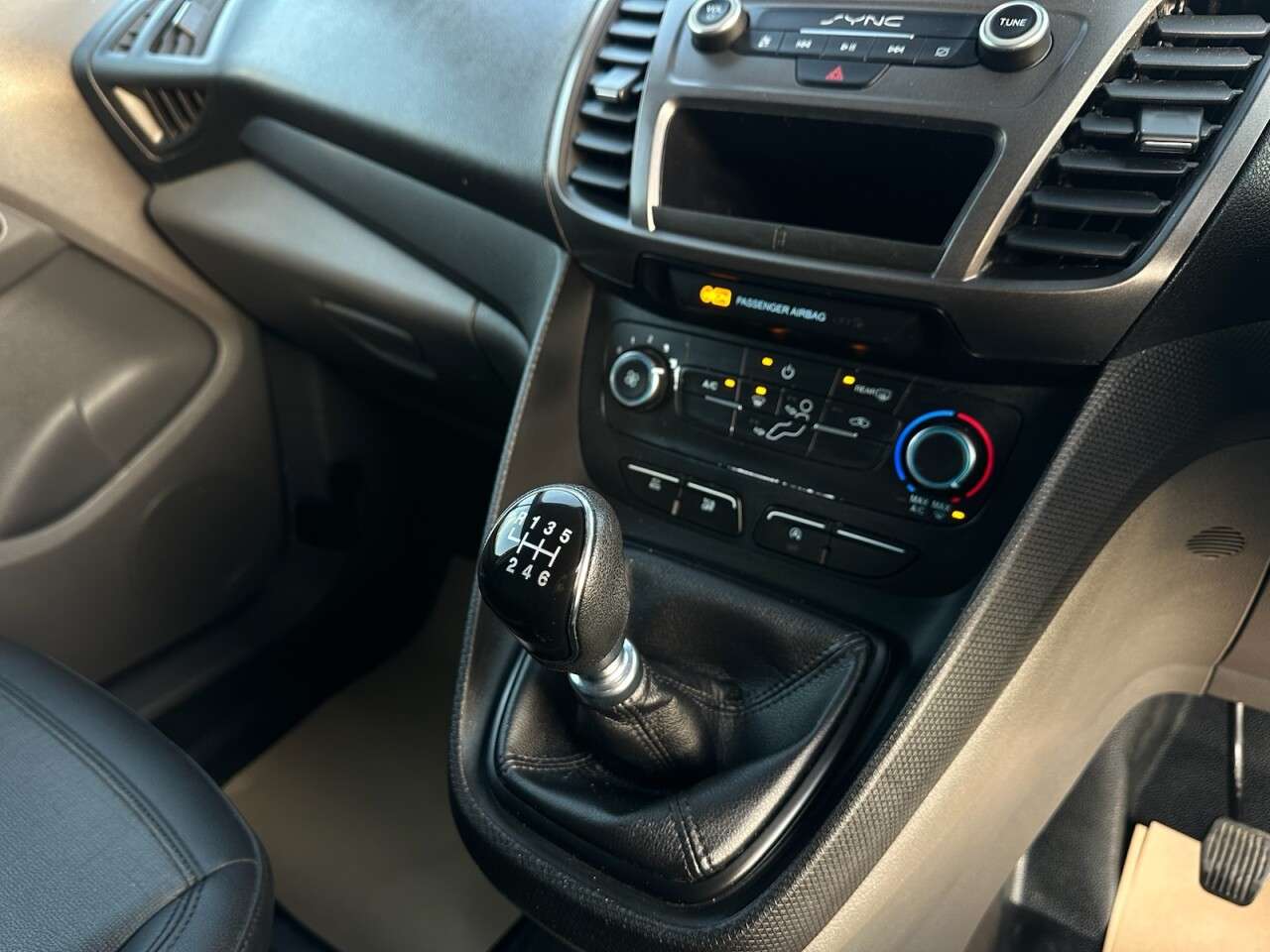 2019 FORD TRANSIT CONNECT 2019 FORD TRANSIT CONNECT