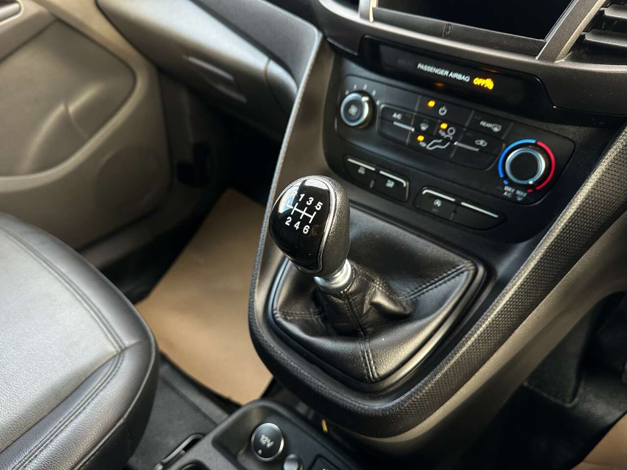 2019 FORD TRANSIT CONNECT 2019 FORD TRANSIT CONNECT