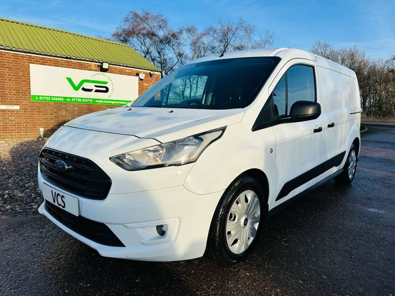 A 2020 FORD TRANSIT CONNECT 1.5 210 EcoBlue Trend Panel Van 5dr Diesel Manual L2 Euro 6 (s/s) (100 ps) A 2020 FORD TRANSIT CONNECT 1.5 210 EcoBlue Trend Panel Van 5dr Diesel Manual L2 Euro 6 (s/s) (100 ps)