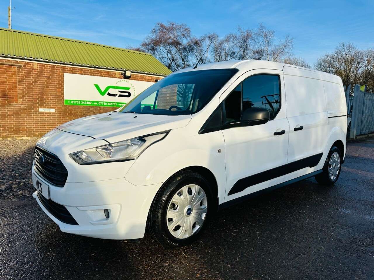 A 2020 FORD TRANSIT CONNECT 1.5 210 EcoBlue Trend Panel Van 5dr Diesel Manual L2 Euro 6 (s/s) (100 ps) A 2020 FORD TRANSIT CONNECT 1.5 210 EcoBlue Trend Panel Van 5dr Diesel Manual L2 Euro 6 (s/s) (100 ps)