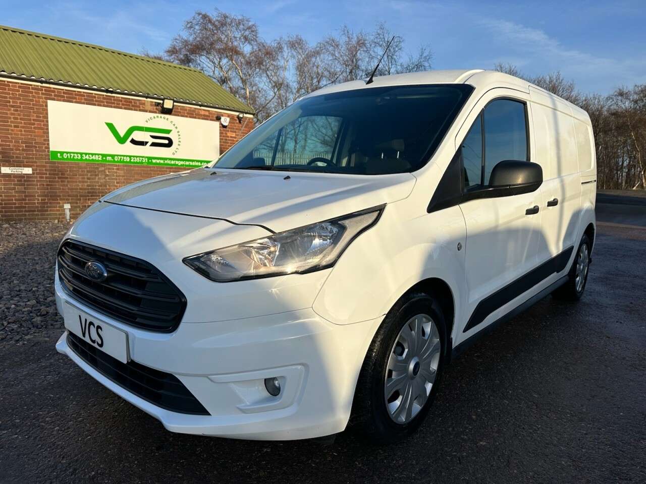 A 2020 FORD TRANSIT CONNECT 1.5 210 EcoBlue Trend Panel Van 5dr Diesel Manual L2 Euro 6 (s/s) (100 ps) A 2020 FORD TRANSIT CONNECT 1.5 210 EcoBlue Trend Panel Van 5dr Diesel Manual L2 Euro 6 (s/s) (100 ps)