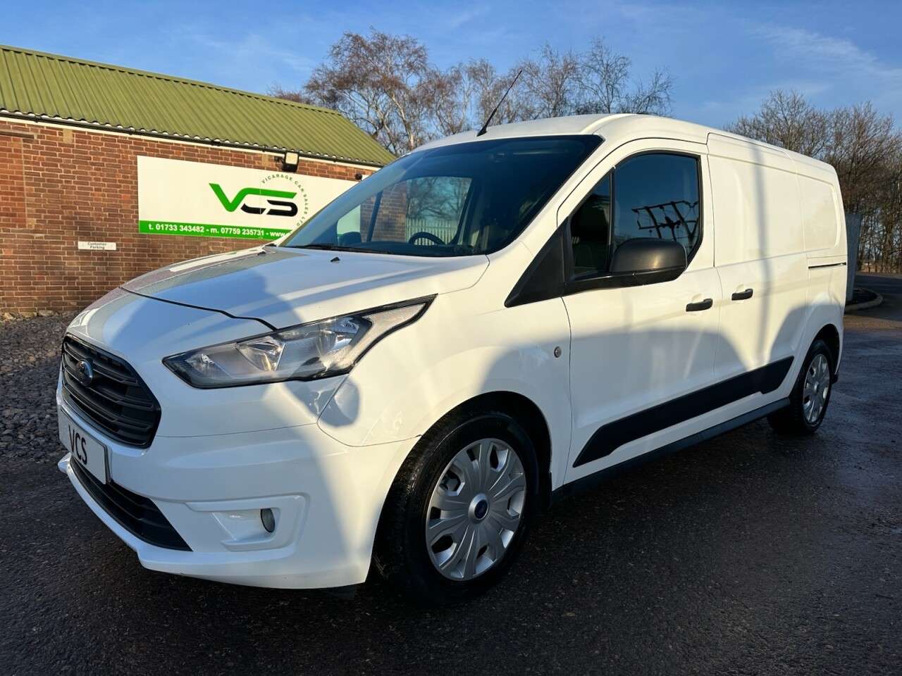 A 2020 FORD TRANSIT CONNECT 1.5 210 EcoBlue Trend Panel Van 5dr Diesel Manual L2 Euro 6 (s/s) (100 ps) A 2020 FORD TRANSIT CONNECT 1.5 210 EcoBlue Trend Panel Van 5dr Diesel Manual L2 Euro 6 (s/s) (100 ps)