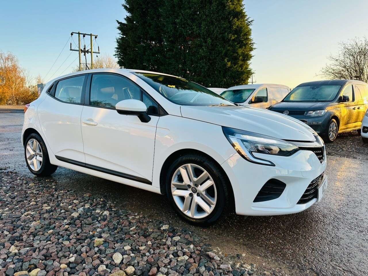 2021 RENAULT CLIO 2021 RENAULT CLIO