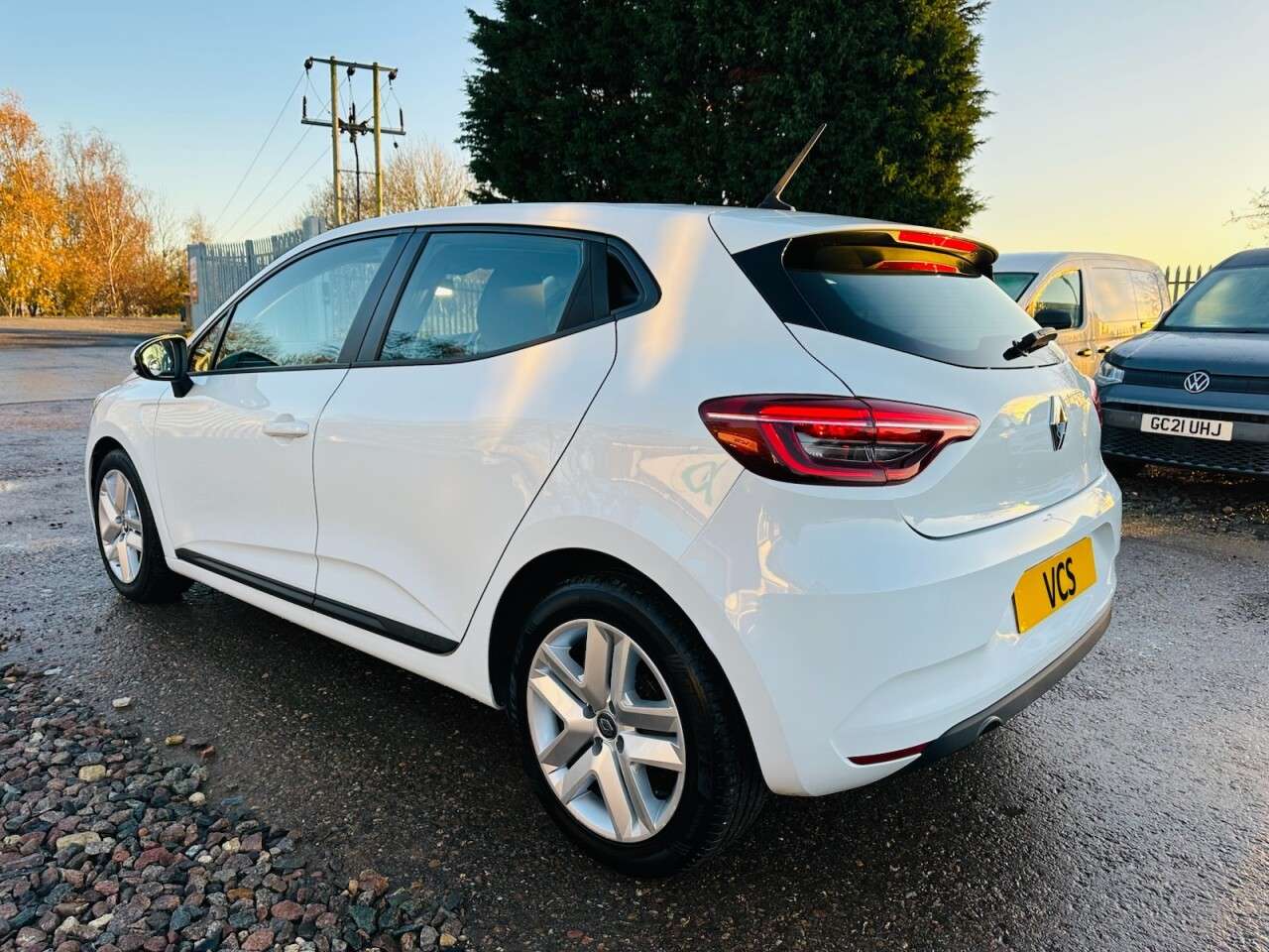 2021 RENAULT CLIO 2021 RENAULT CLIO