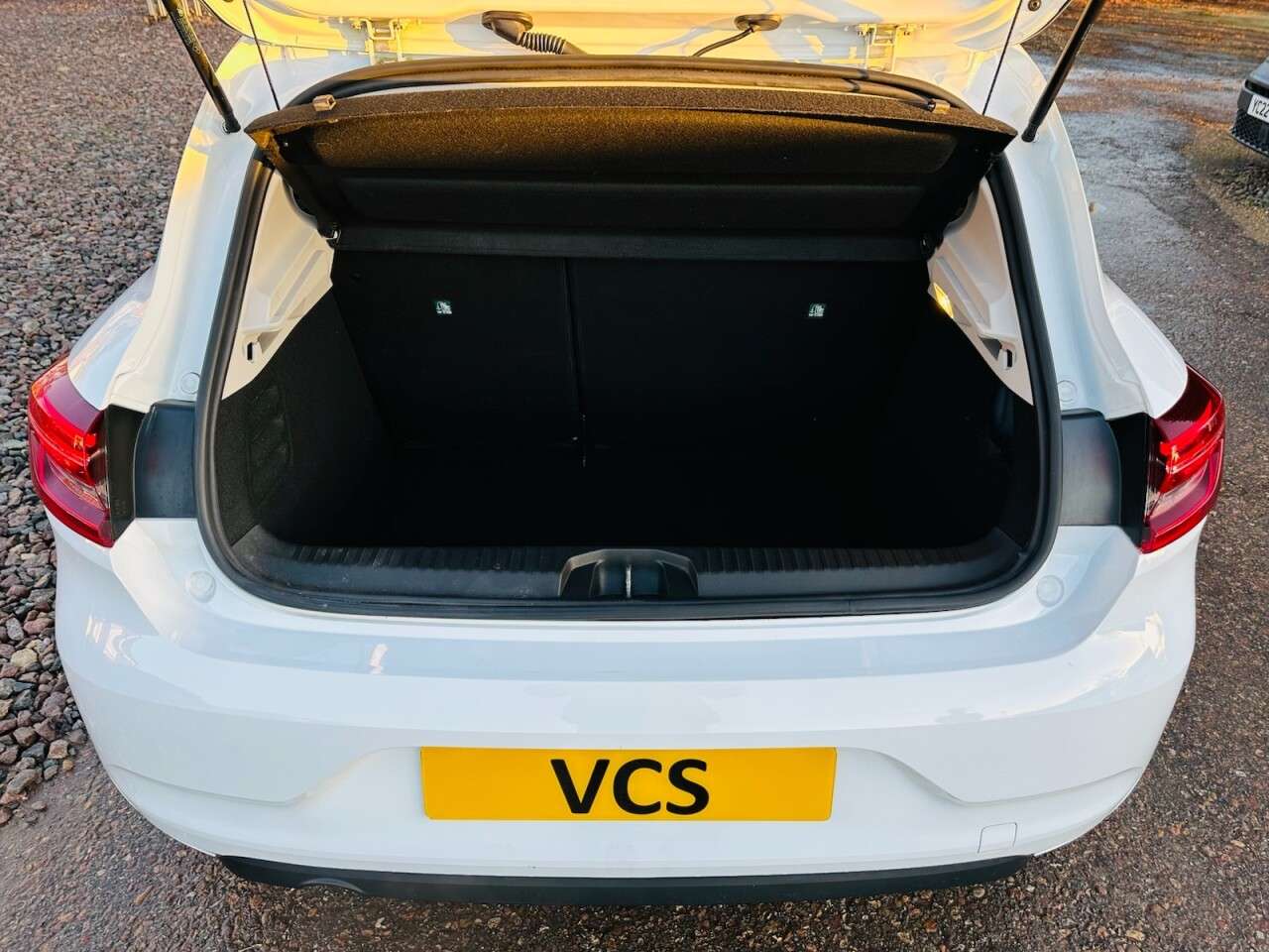 2021 RENAULT CLIO 2021 RENAULT CLIO