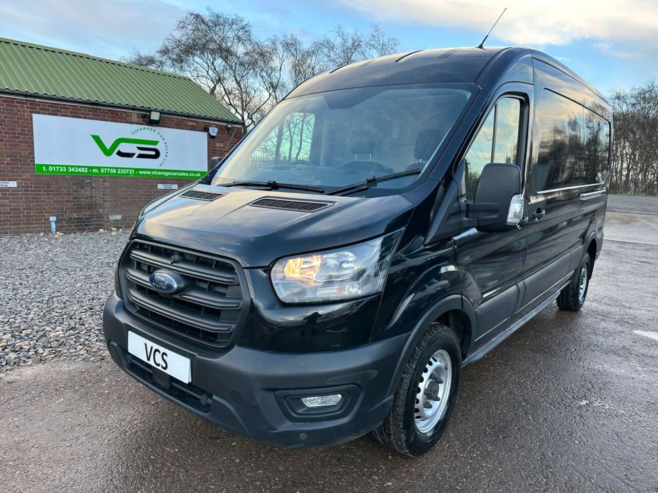 A 2020 FORD TRANSIT 2.0 350 EcoBlue Leader Panel Van 5dr Diesel Manual FWD L3 H2 Euro 6 (s/s) ( A 2020 FORD TRANSIT 2.0 350 EcoBlue Leader Panel Van 5dr Diesel Manual FWD L3 H2 Euro 6 (s/s) (