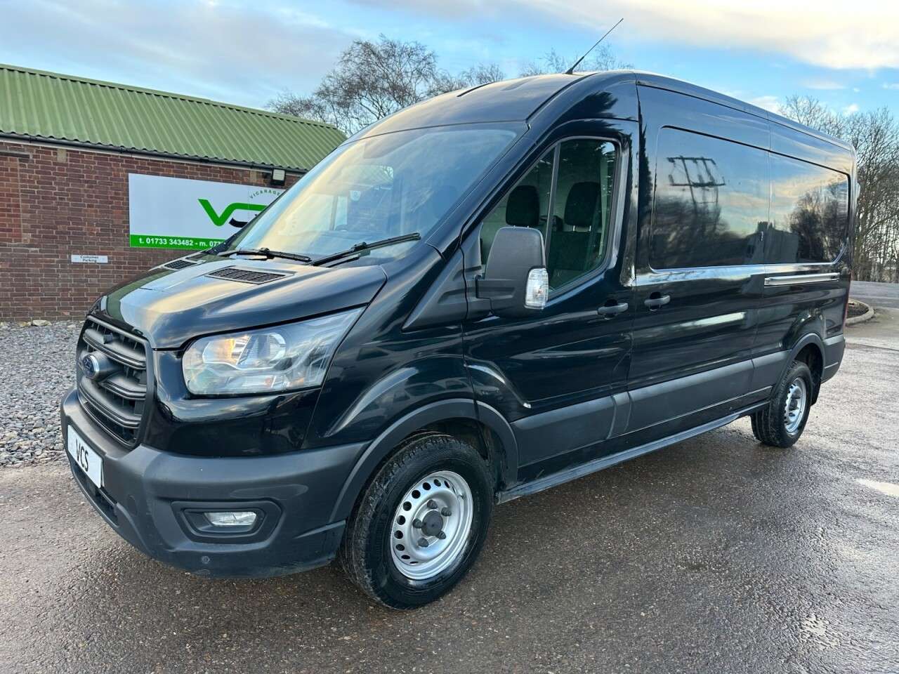A 2020 FORD TRANSIT 2.0 350 EcoBlue Leader Panel Van 5dr Diesel Manual FWD L3 H2 Euro 6 (s/s) ( A 2020 FORD TRANSIT 2.0 350 EcoBlue Leader Panel Van 5dr Diesel Manual FWD L3 H2 Euro 6 (s/s) (