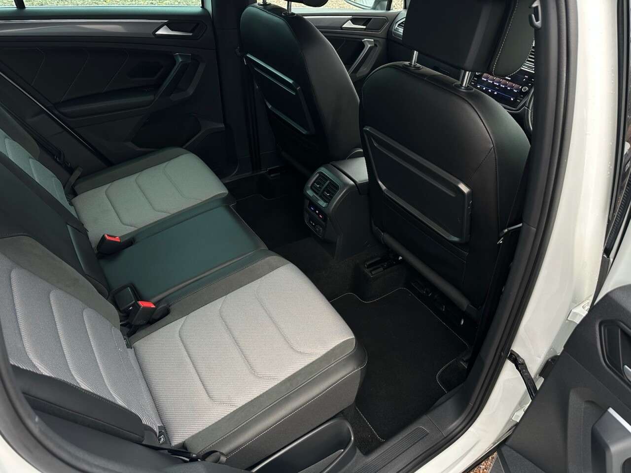 2019 VOLKSWAGEN TIGUAN 2019 VOLKSWAGEN TIGUAN