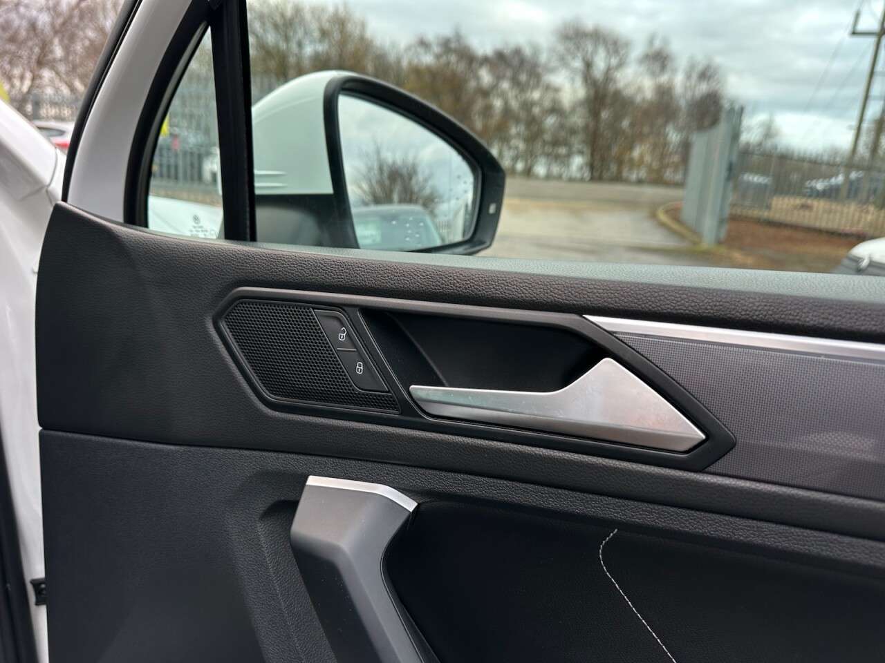 2019 VOLKSWAGEN TIGUAN 2019 VOLKSWAGEN TIGUAN