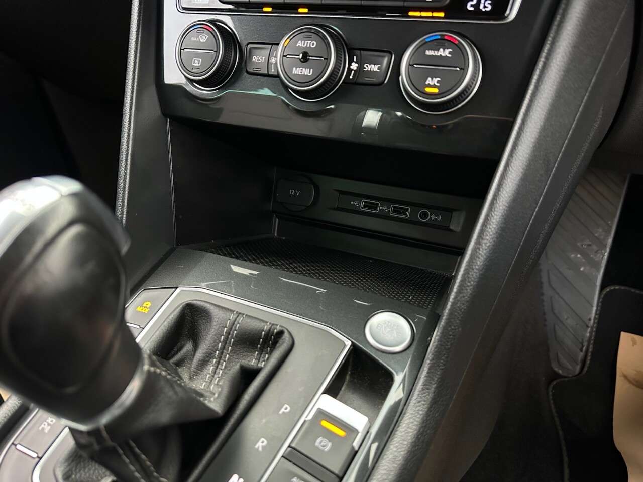 2019 VOLKSWAGEN TIGUAN 2019 VOLKSWAGEN TIGUAN