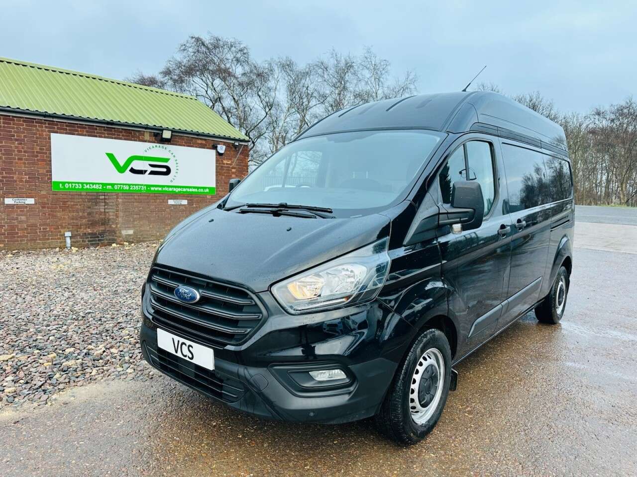 A 2018 FORD TRANSIT CUSTOM 2.0 320 EcoBlue Panel Van 5dr Diesel Manual L2 H2 Euro 6 (105 ps) A 2018 FORD TRANSIT CUSTOM 2.0 320 EcoBlue Panel Van 5dr Diesel Manual L2 H2 Euro 6 (105 ps)