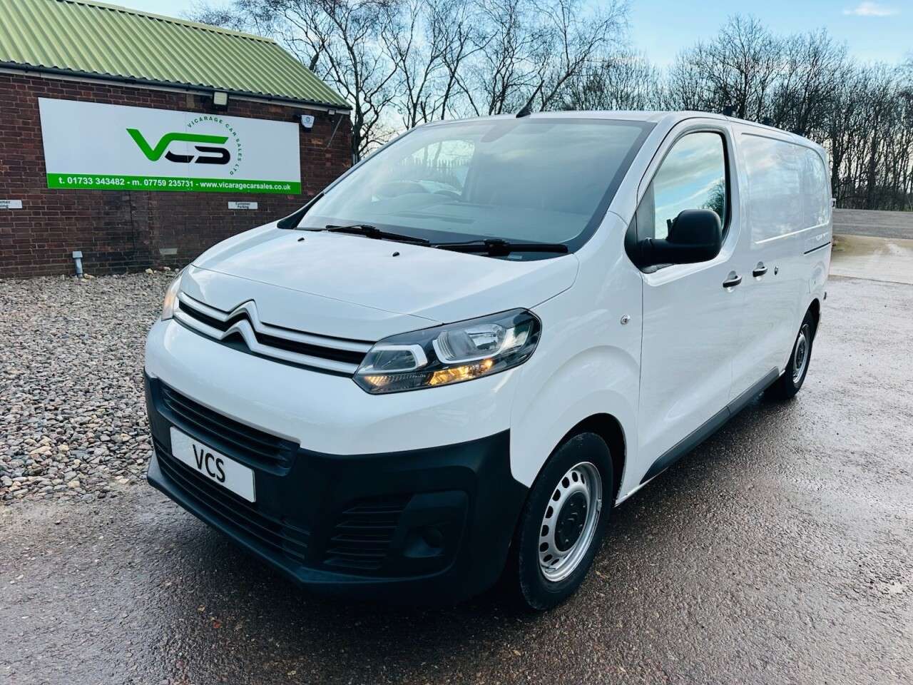 Check out this Citroen Dispatch 2020 Diesel Manual