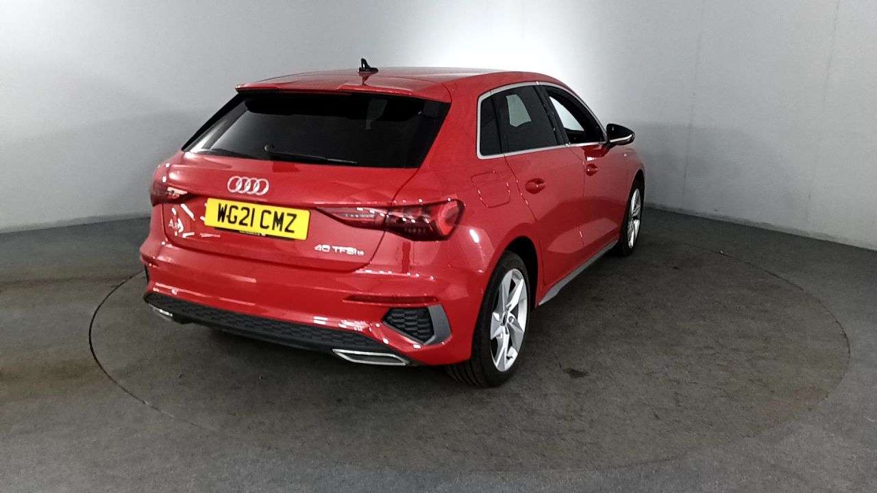 A 2021 AUDI A3 1.4 TFSIe 40 S line Sportback 5dr Petrol Plug-in Hybrid S Tronic Euro 6 (s/ A 2021 AUDI A3 1.4 TFSIe 40 S line Sportback 5dr Petrol Plug-in Hybrid S Tronic Euro 6 (s/