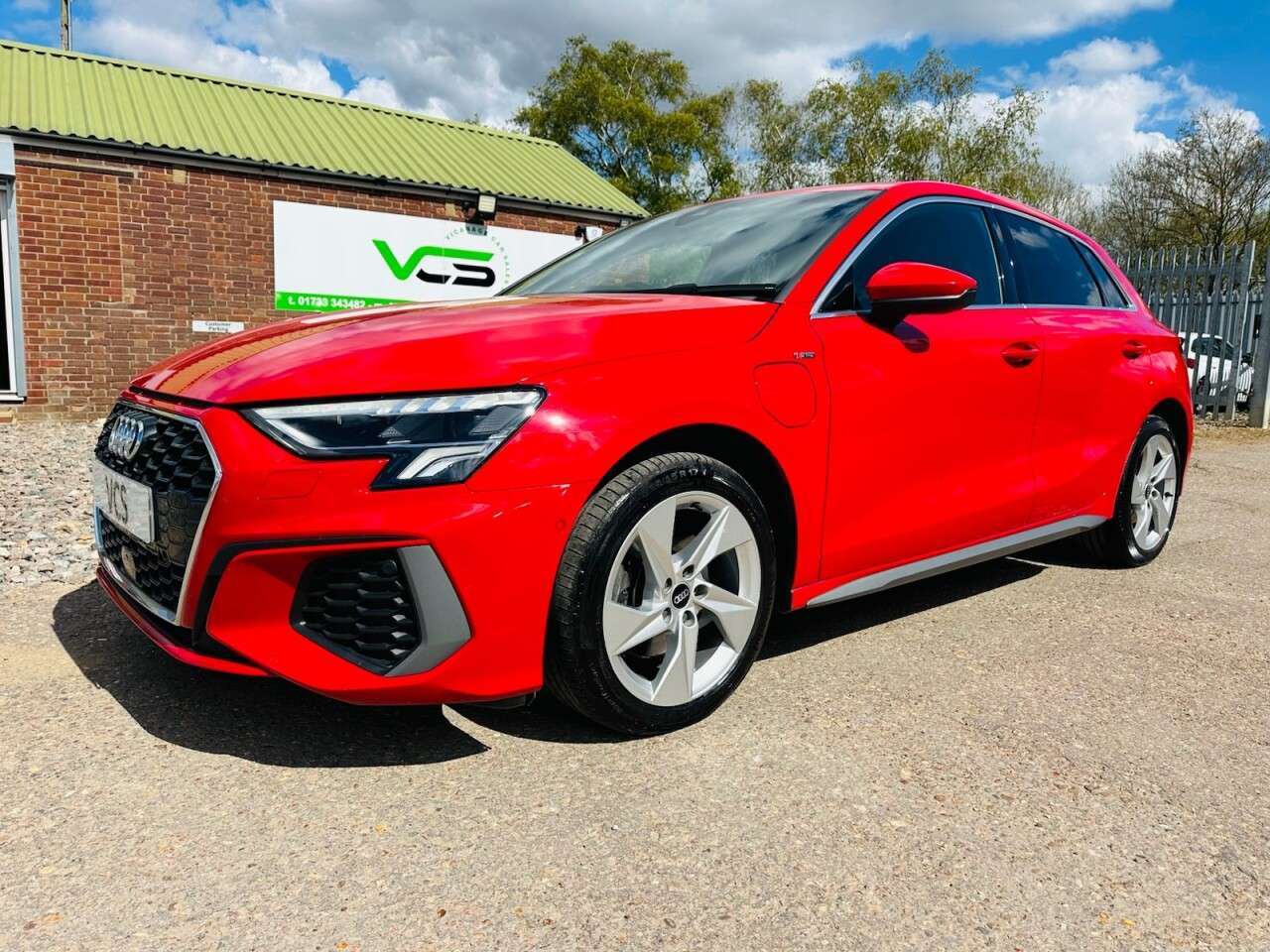 A 2021 AUDI A3 1.4 TFSIe 40 S line Sportback 5dr Petrol Plug-in Hybrid S Tronic Euro 6 (s/ A 2021 AUDI A3 1.4 TFSIe 40 S line Sportback 5dr Petrol Plug-in Hybrid S Tronic Euro 6 (s/