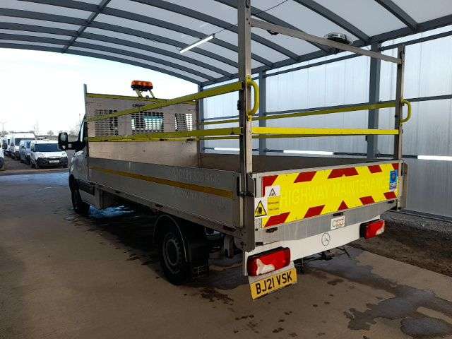A 2021 MERCEDES-BENZ SPRINTER 2.0 315 CDI Progressive Chassis Cab 2dr Diesel Manual RWD L3 Euro 6 (s/s) ( A 2021 MERCEDES-BENZ SPRINTER 2.0 315 CDI Progressive Chassis Cab 2dr Diesel Manual RWD L3 Euro 6 (s/s) (