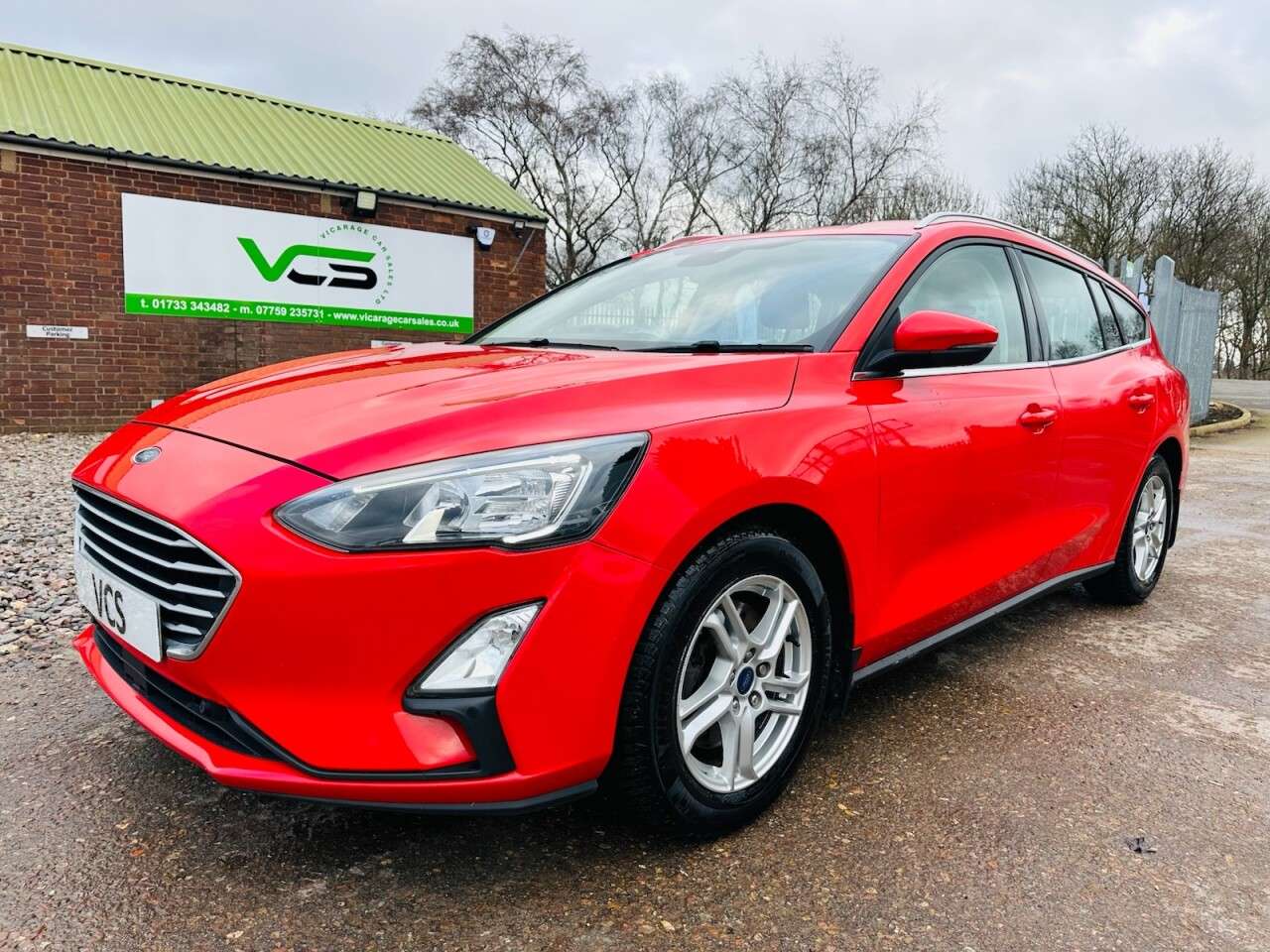 A 2022 FORD FOCUS 1.0T EcoBoost Zetec Edition Estate 5dr Petrol Manual Euro 6 (s/s) (125 ps) A 2022 FORD FOCUS 1.0T EcoBoost Zetec Edition Estate 5dr Petrol Manual Euro 6 (s/s) (125 ps)