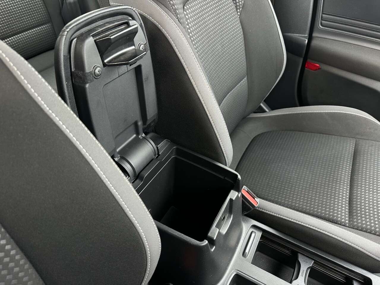 2022 FORD FOCUS 2022 FORD FOCUS