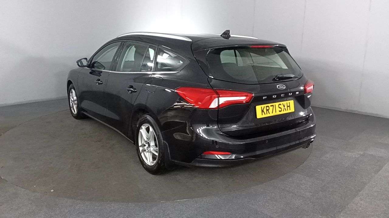 A 2021 FORD FOCUS 1.0T EcoBoost Zetec Edition Estate 5dr Petrol Manual Euro 6 (s/s) (125 ps) A 2021 FORD FOCUS 1.0T EcoBoost Zetec Edition Estate 5dr Petrol Manual Euro 6 (s/s) (125 ps)