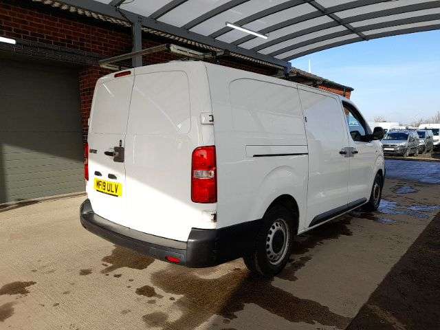 A 2019 PEUGEOT EXPERT 2.0 BlueHDi 1400 Professional Long Panel Van 6dr Diesel Manual LWB Euro 6 ( A 2019 PEUGEOT EXPERT 2.0 BlueHDi 1400 Professional Long Panel Van 6dr Diesel Manual LWB Euro 6 (