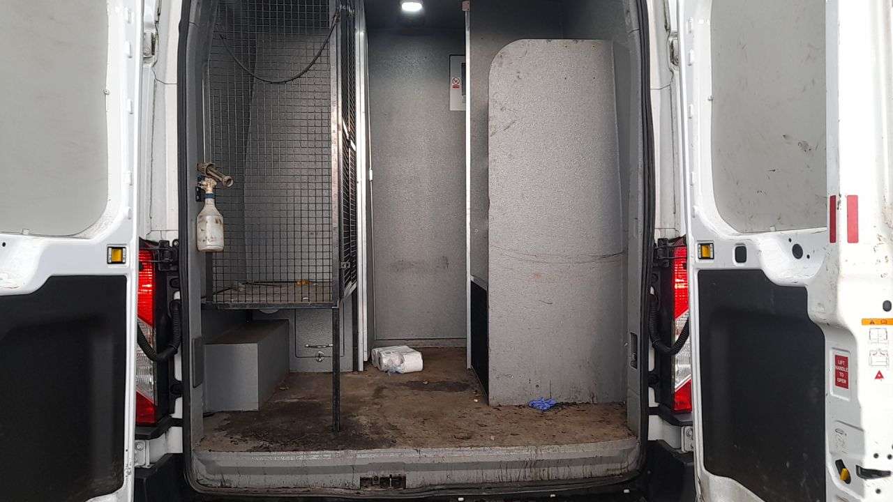 A 2020 FORD TRANSIT 2.0 350 EcoBlue Leader Panel Van 5dr Diesel Manual RWD L3 H3 Euro 6 (s/s) ( A 2020 FORD TRANSIT 2.0 350 EcoBlue Leader Panel Van 5dr Diesel Manual RWD L3 H3 Euro 6 (s/s) (