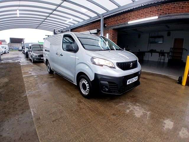 A 2019 PEUGEOT EXPERT 2.0 BlueHDi 1400 Professional Long Panel Van 6dr Diesel Manual LWB Euro 6 ( A 2019 PEUGEOT EXPERT 2.0 BlueHDi 1400 Professional Long Panel Van 6dr Diesel Manual LWB Euro 6 (