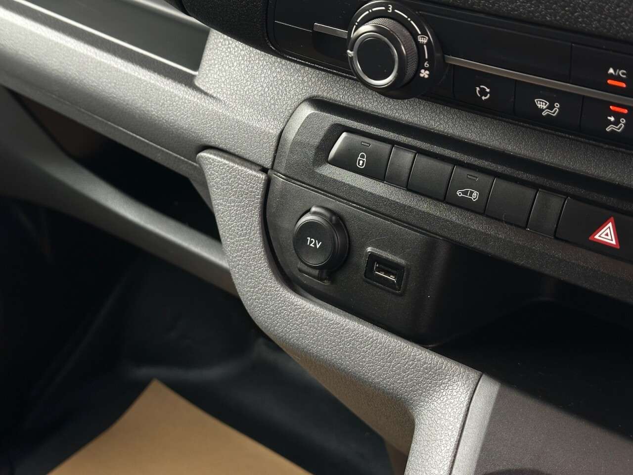 2019 PEUGEOT EXPERT 2019 PEUGEOT EXPERT