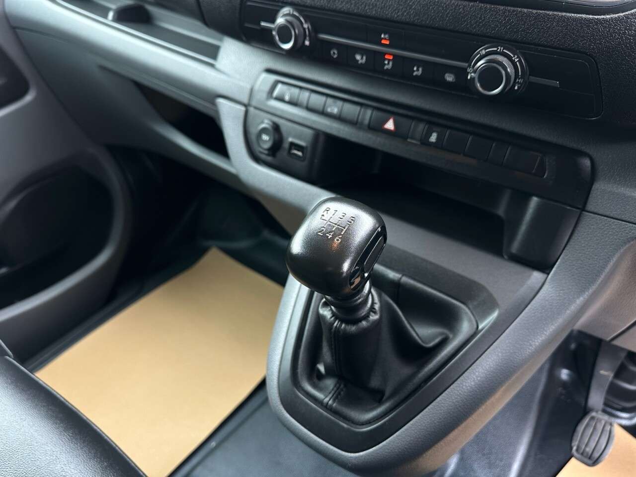 2019 PEUGEOT EXPERT 2019 PEUGEOT EXPERT