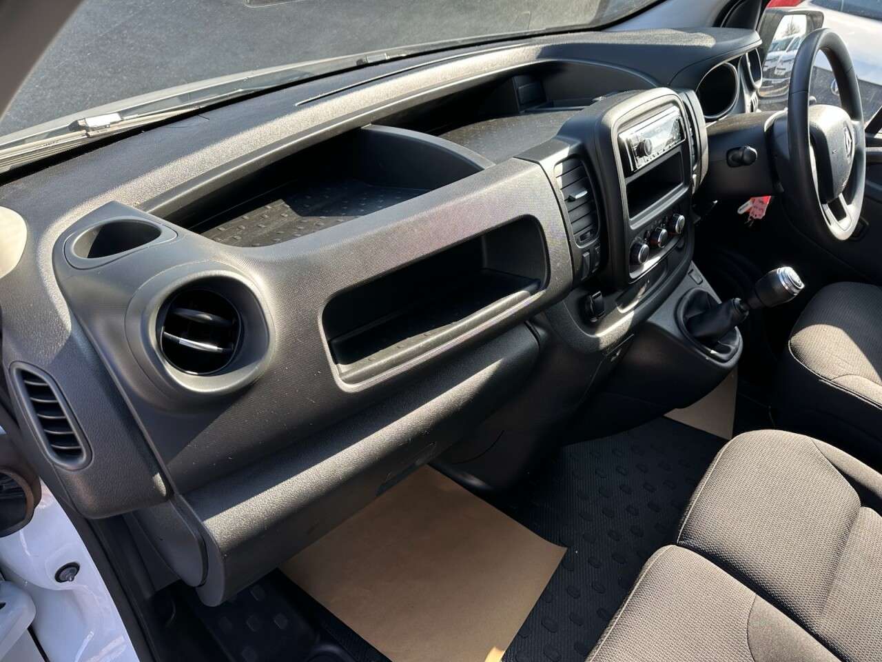 2021 RENAULT TRAFIC 2021 RENAULT TRAFIC