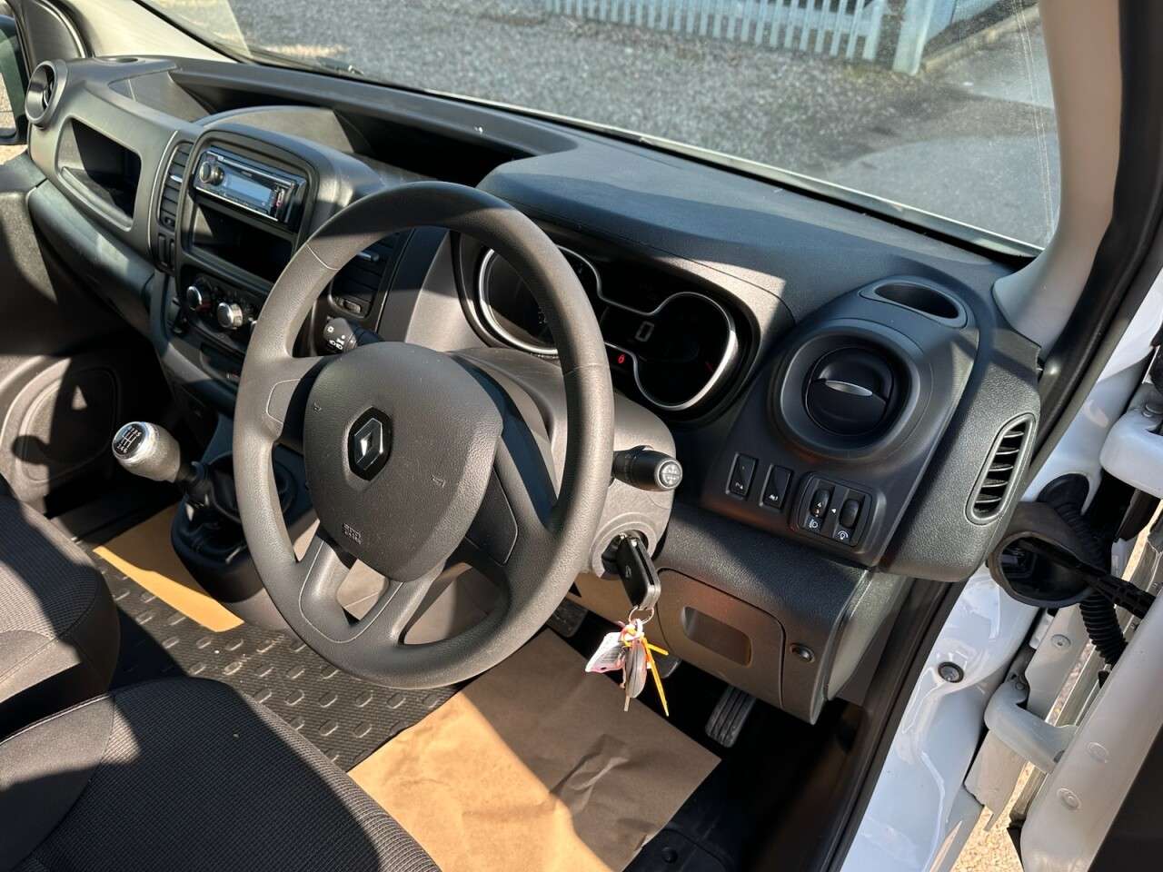 2021 RENAULT TRAFIC 2021 RENAULT TRAFIC