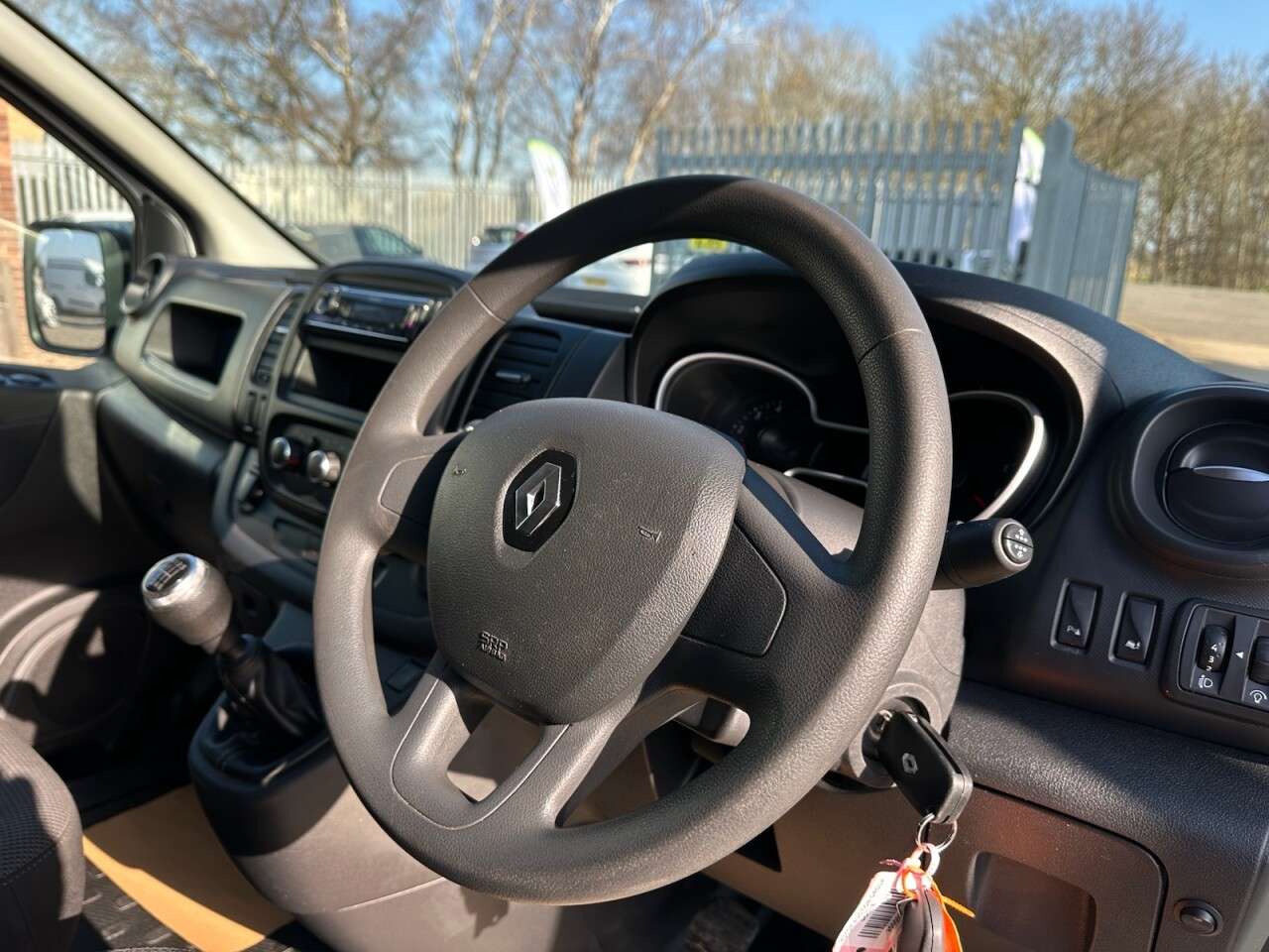 2021 RENAULT TRAFIC 2021 RENAULT TRAFIC